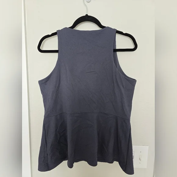 Spanx Active Peplum Top In Three Colors Size XL - Picture 8 of 8